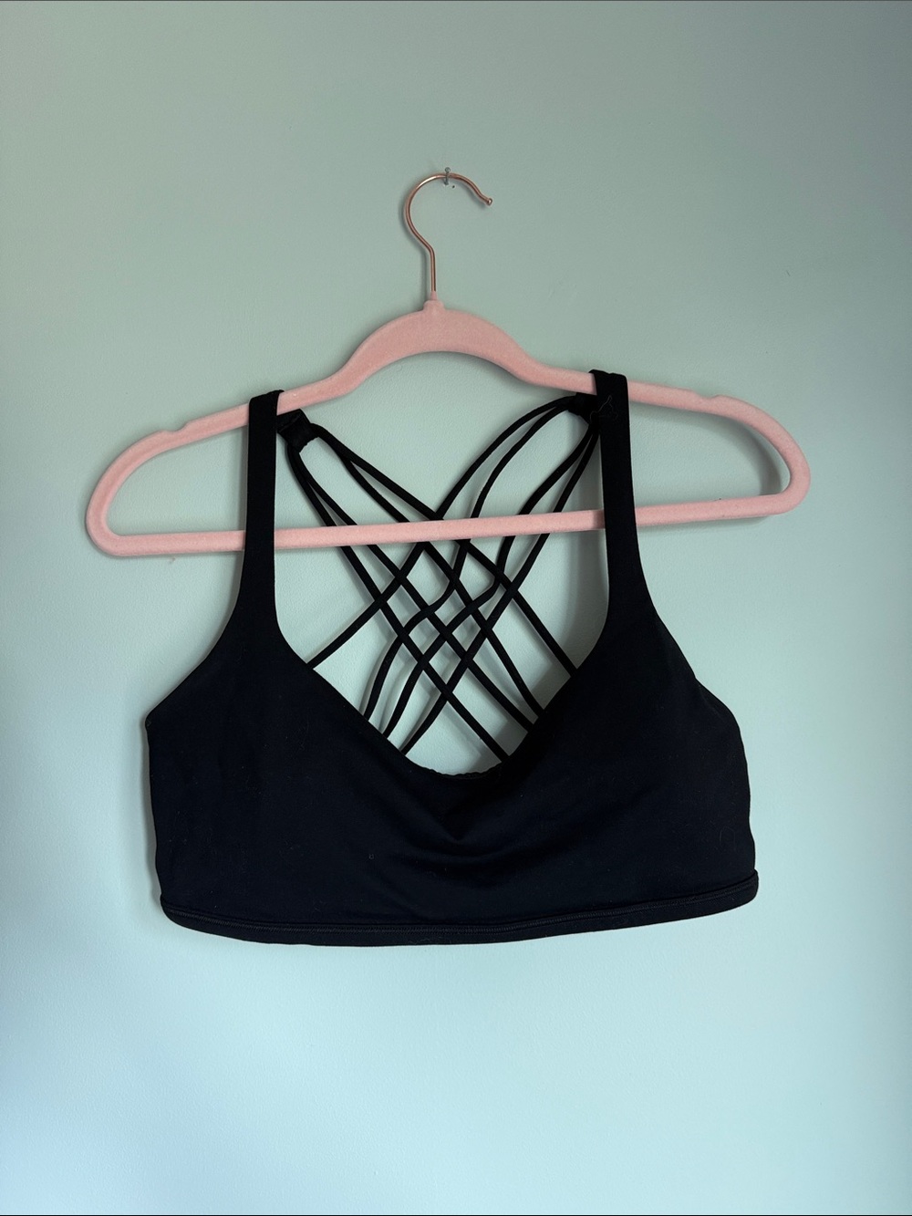 lululemon Size 10 Free to Be Sports Bra